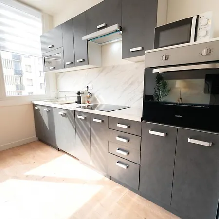 Grand Idéal Famille, Proche Plage, Bon Emplacement Pour Visiter La Côte D'azur Apartamento *