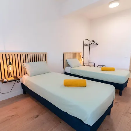 Grand Idéal Famille, Proche Plage, Bon Emplacement Pour Visiter La Côte D'azur Apartamento Nice